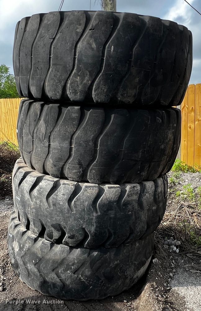 image for item MF9835 (4) 23.5R25 tires