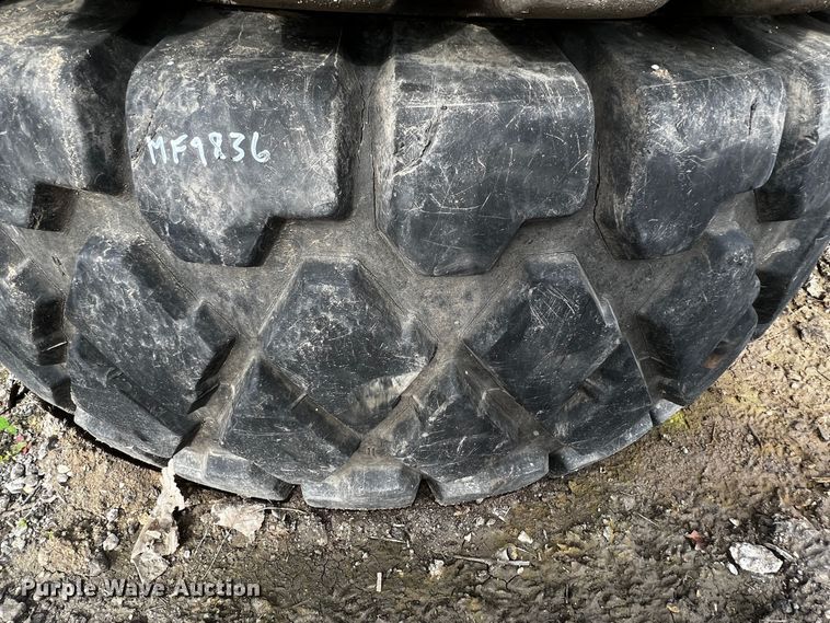 image for item MF9836 (4) 29.5R25 tires