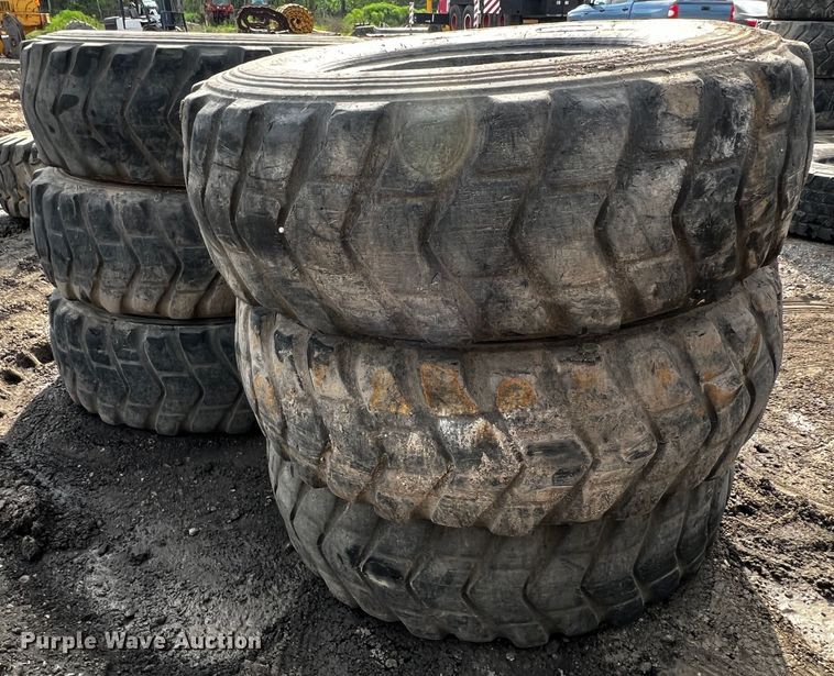 image for item MF9837 (6) 17.5R25 tires