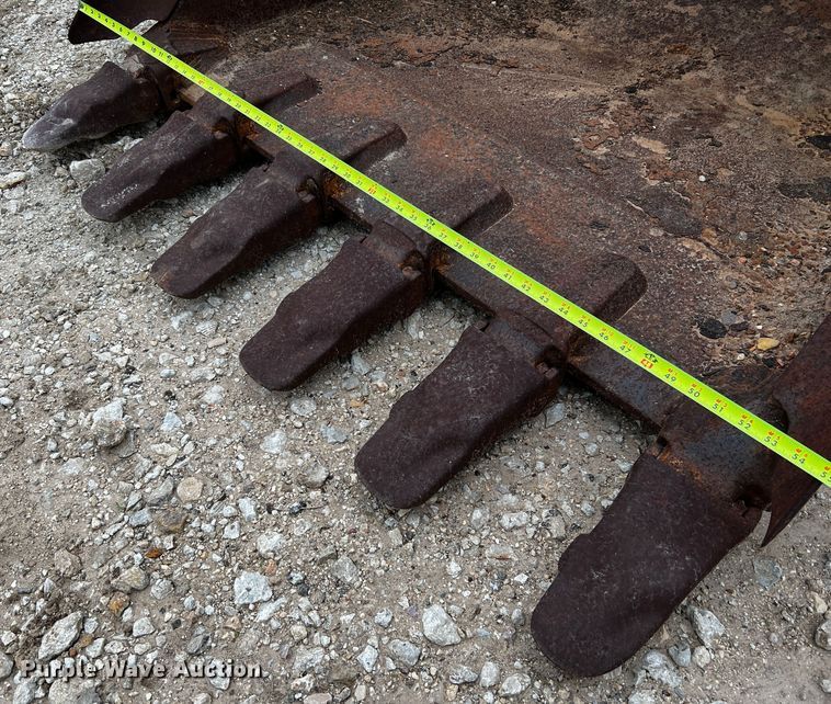 image for item MF9839 Caterpillar  55" W excavator bucket