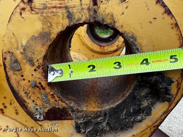 image for item MF9839 Caterpillar  55" W excavator bucket