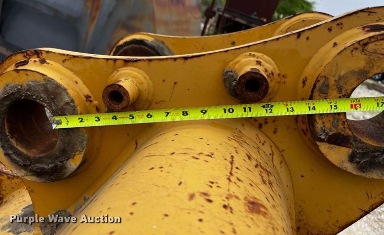 image for item MF9839 Caterpillar  55" W excavator bucket