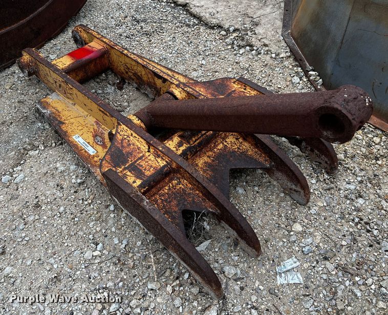 image for item MF9840 Excavator thumb