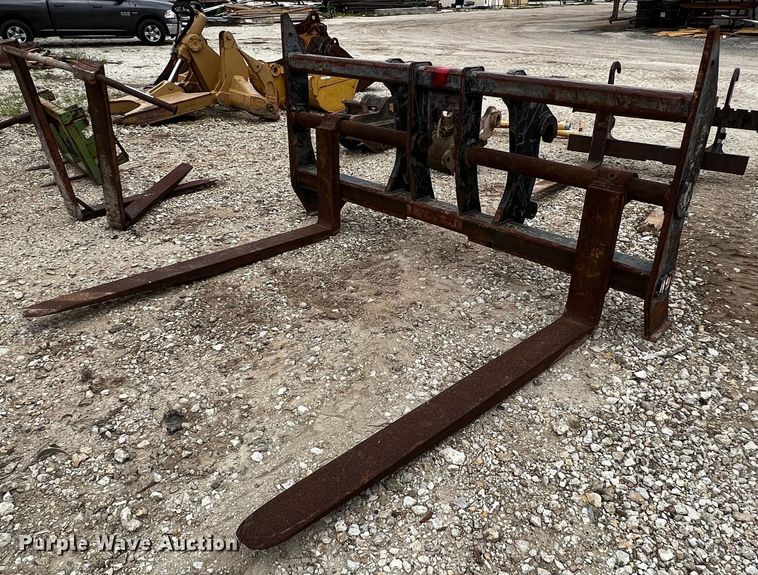 image for item MF9841 JRB Attachments 544K  forks