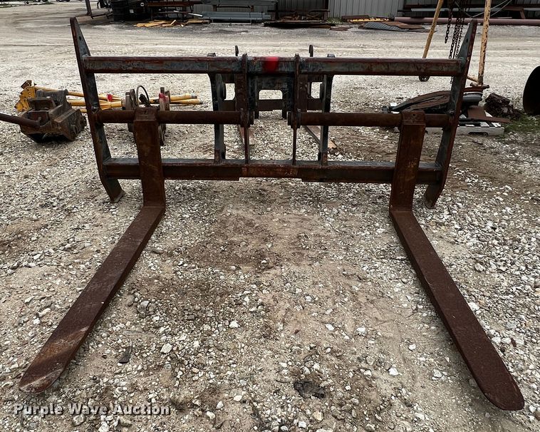 image for item MF9841 JRB Attachments 544K  forks