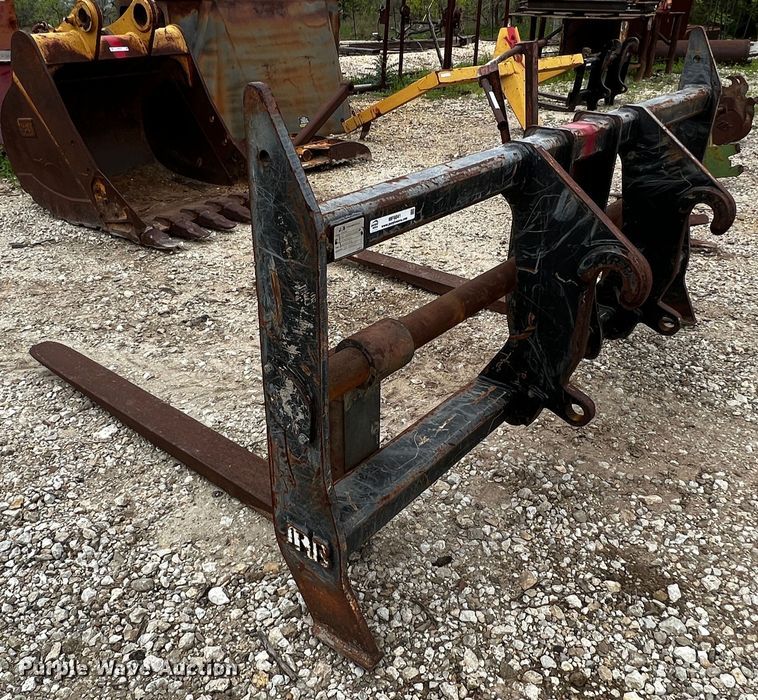 image for item MF9841 JRB Attachments 544K  forks