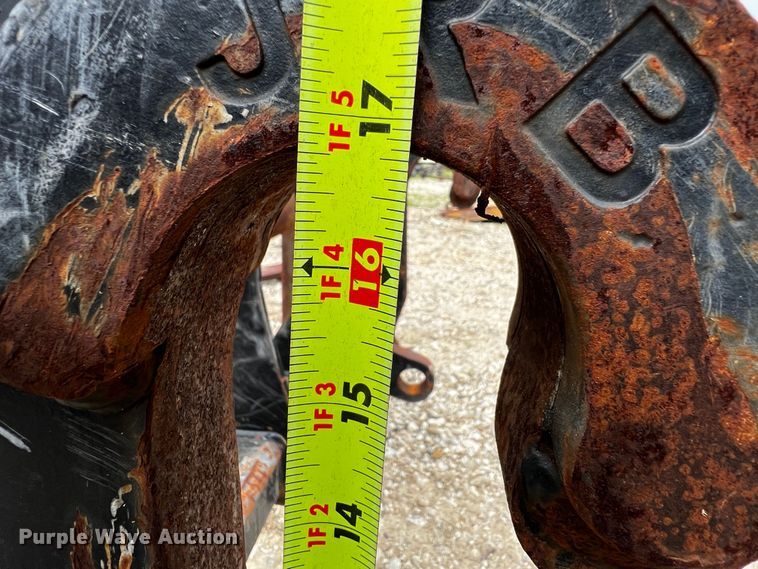 image for item MF9841 JRB Attachments 544K  forks