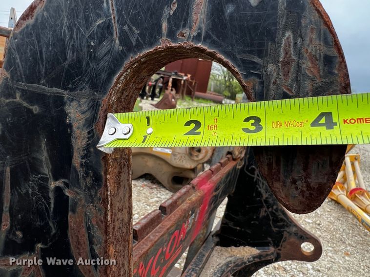 image for item MF9842 John Deere  forks