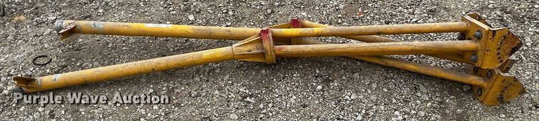 image for item MF9845 (2) Trimble AS400 grade control masts