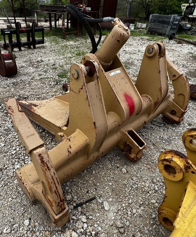 image for item MF9847 Ripper frame