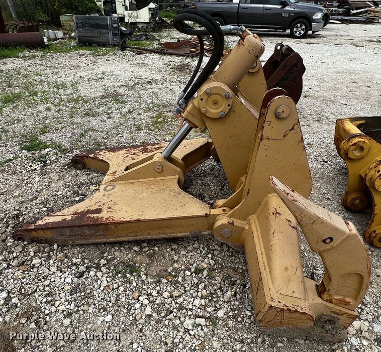 image for item MF9847 Ripper frame