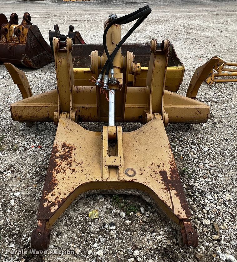 image for item MF9847 Ripper frame