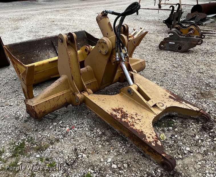 image for item MF9847 Ripper frame