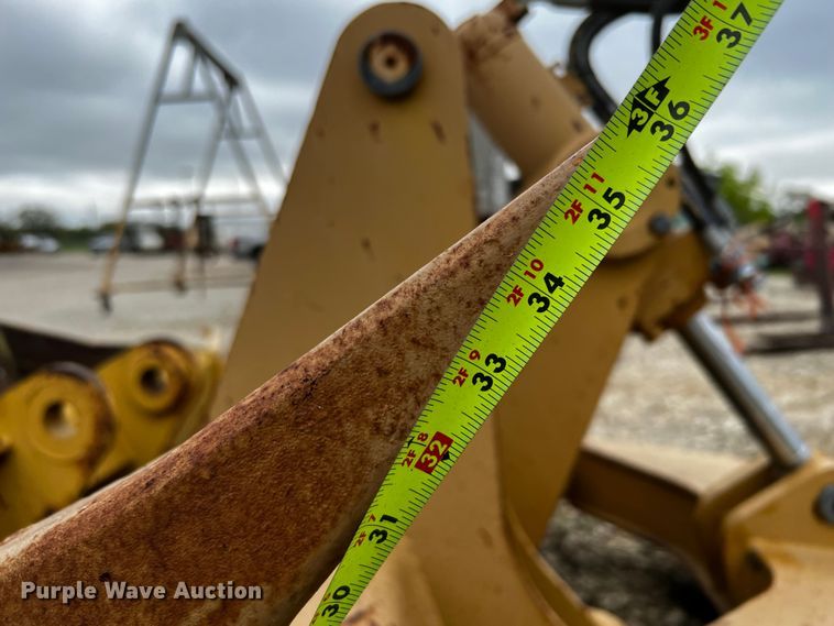 image for item MF9847 Ripper frame