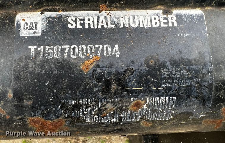 image for item MF9850 Caterpillar  forks