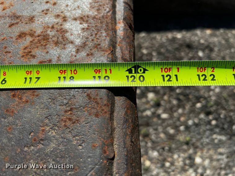 image for item MF9858 Trench box