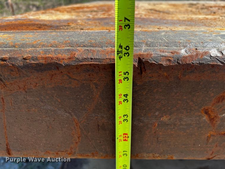 image for item MF9858 Trench box