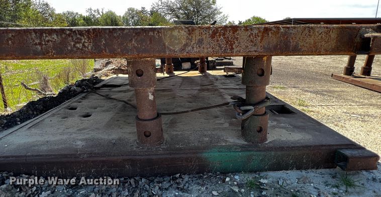 image for item MF9858 Trench box