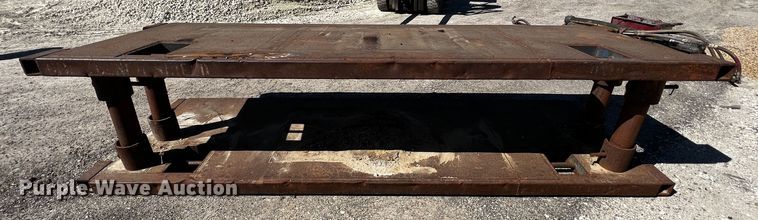 image for item MF9859 Trench box