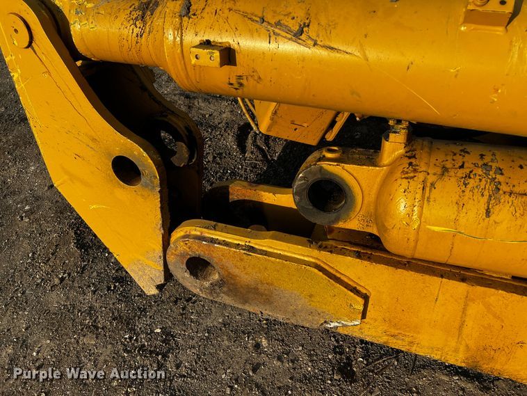 image for item MK9777 Caterpillar D10R ripper frame