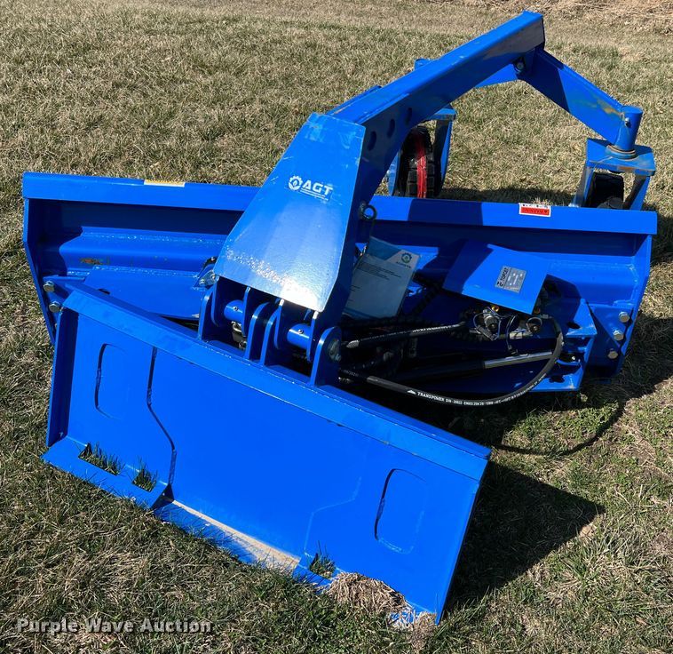 image for item MM9223 2022 TopCat SSSG72  skid steer grader