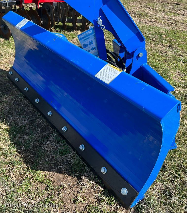 image for item MM9223 2022 TopCat SSSG72  skid steer grader