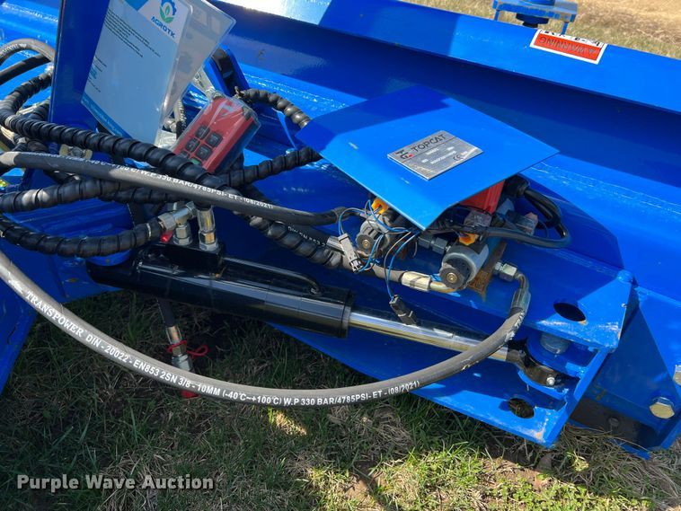 image for item MM9223 2022 TopCat SSSG72  skid steer grader