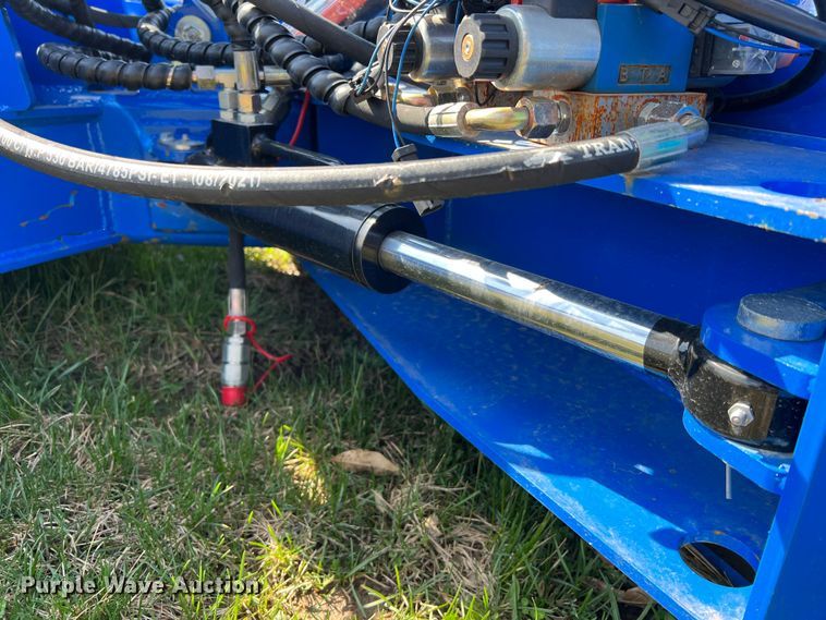 image for item MM9223 2022 TopCat SSSG72  skid steer grader