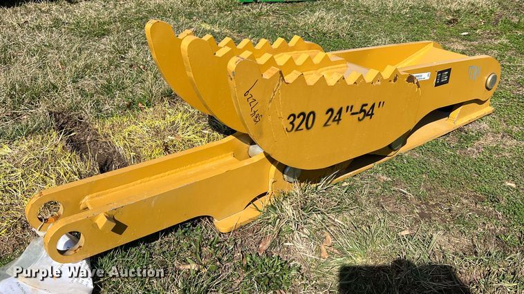 image for item MM9228 2022 Landhero CAT320  excavator thumb