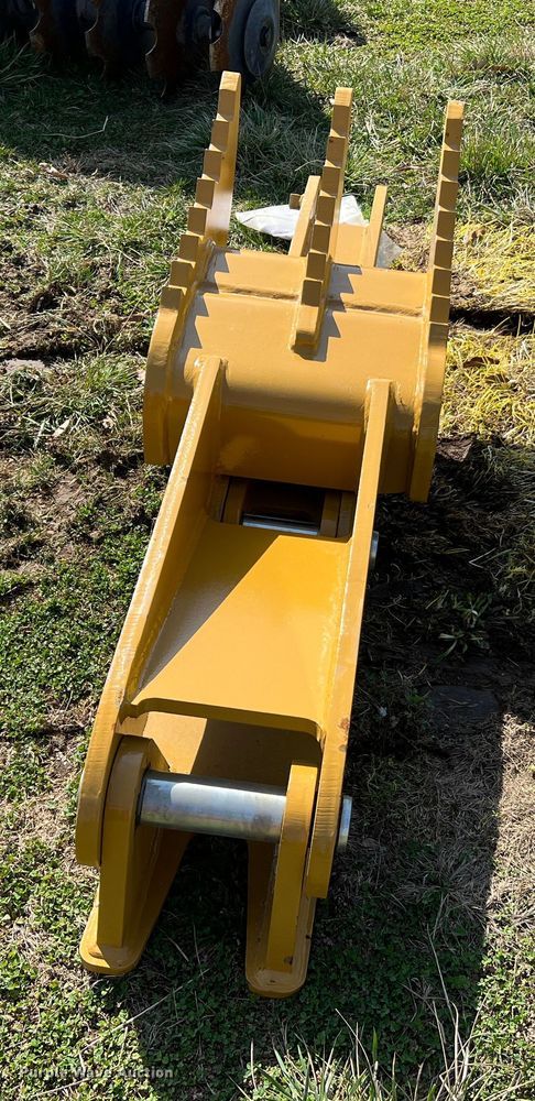 image for item MM9228 2022 Landhero CAT320  excavator thumb