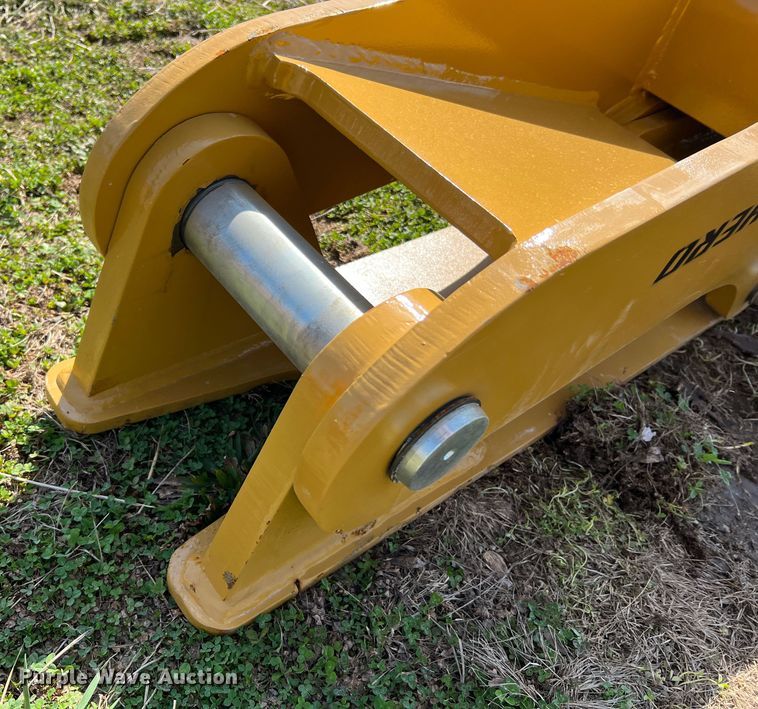 image for item MM9228 2022 Landhero CAT320  excavator thumb