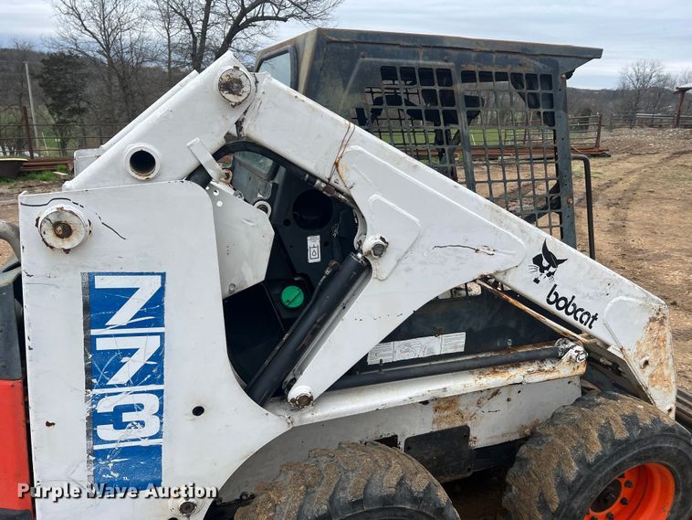 image for item MM9238 1996 Bobcat 773  skid steer loader