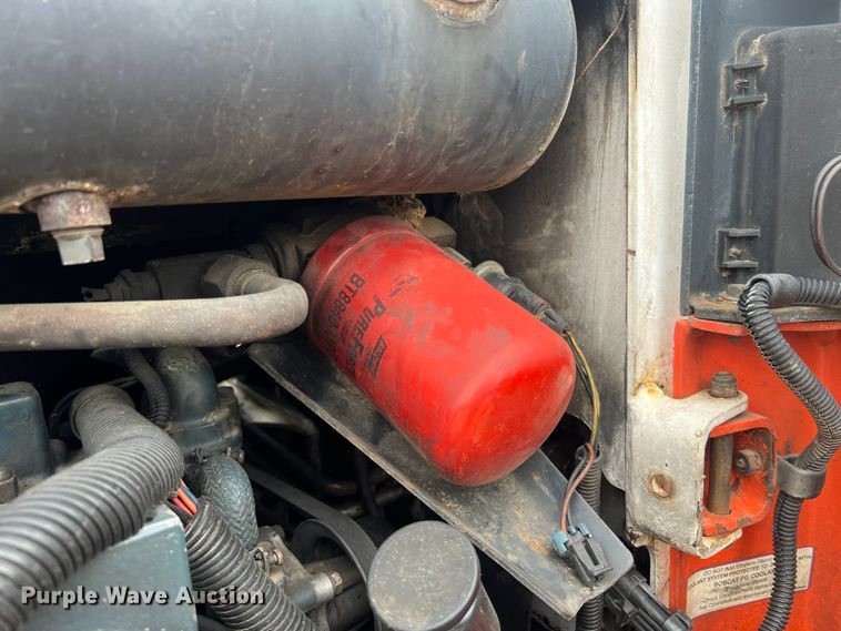 image for item MM9238 1996 Bobcat 773  skid steer loader