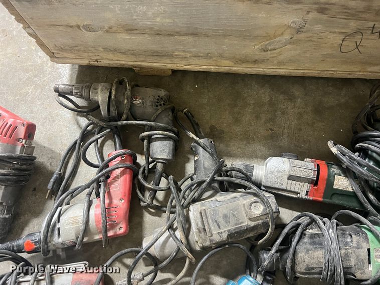 image for item MM9241 Tools