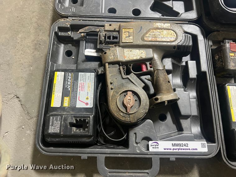 image for item MM9242 (3) Max RB655 rebar tying tool