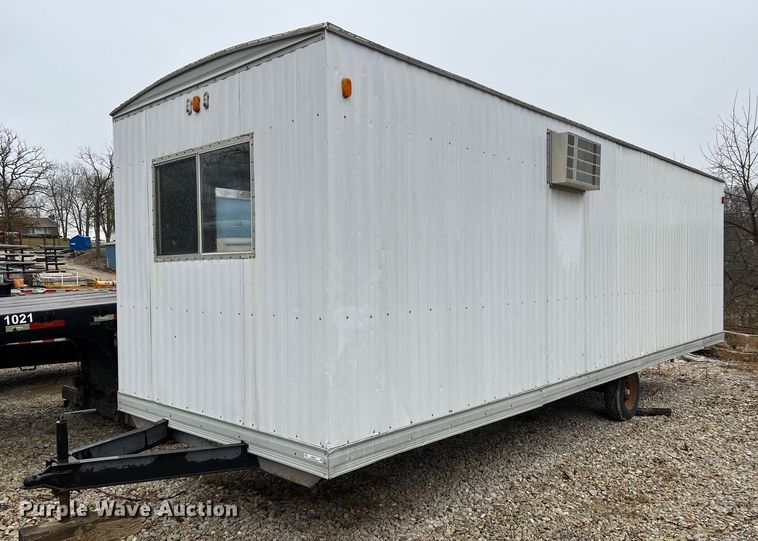 image for item MM9247 2000 TSI  office trailer