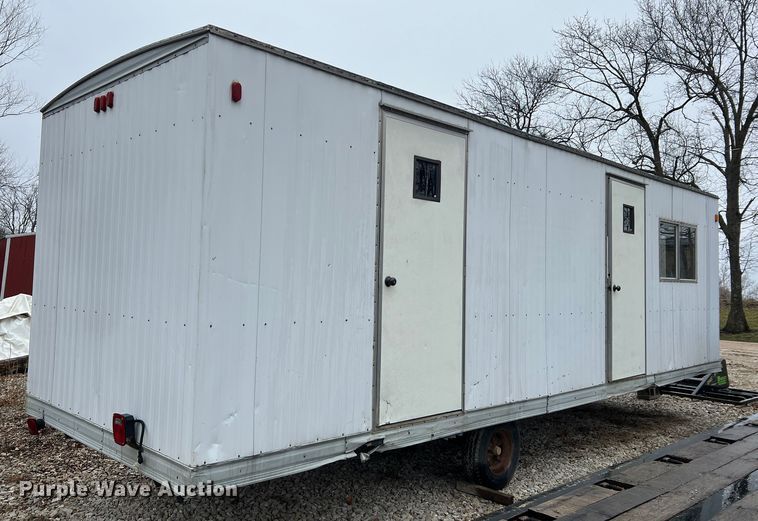 image for item MM9247 2000 TSI  office trailer