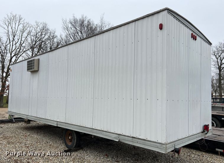 image for item MM9247 2000 TSI  office trailer