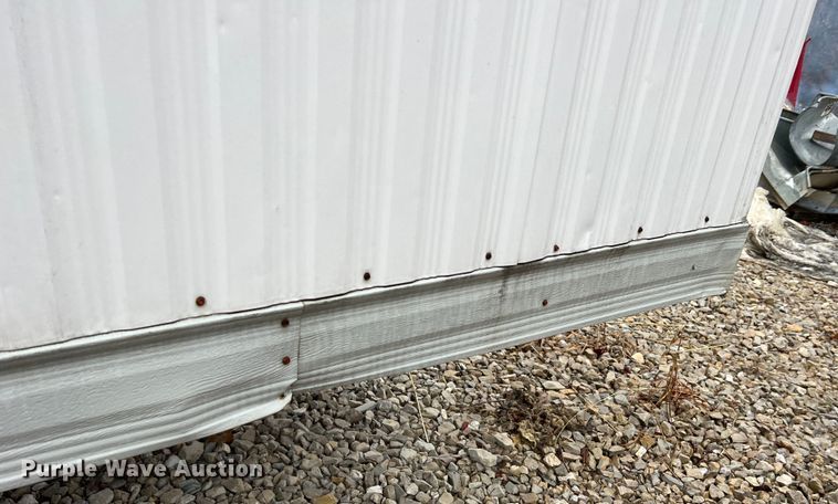 image for item MM9247 2000 TSI  office trailer