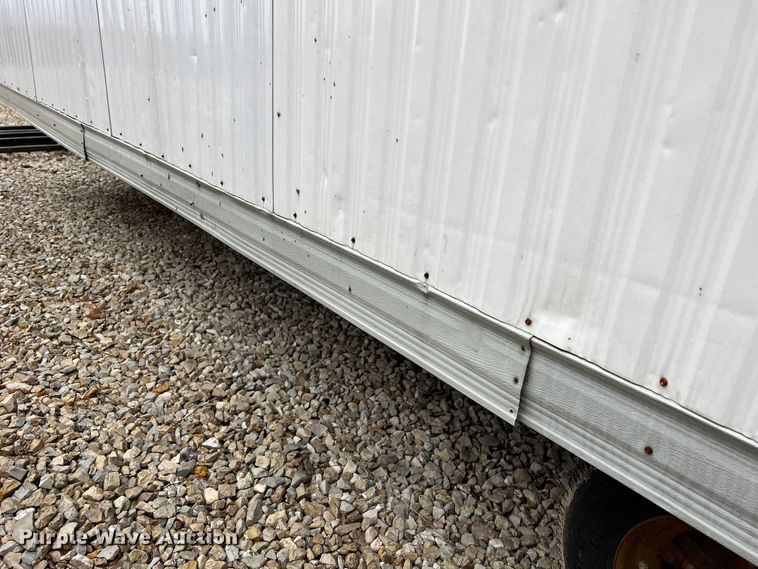 image for item MM9247 2000 TSI  office trailer