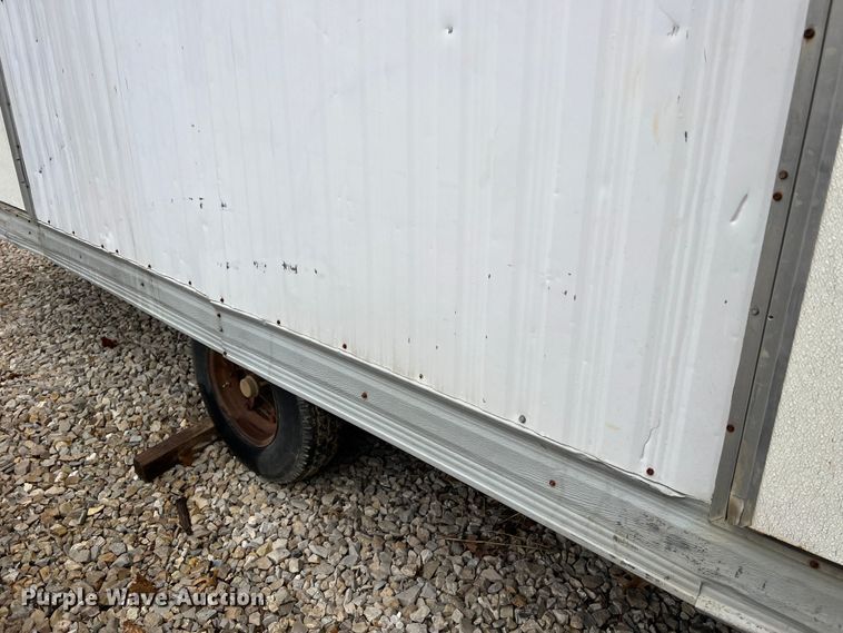 image for item MM9247 2000 TSI  office trailer