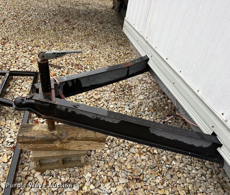 image for item MM9247 2000 TSI  office trailer