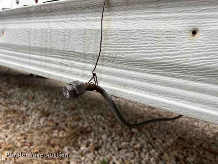 image for item MM9247 2000 TSI  office trailer