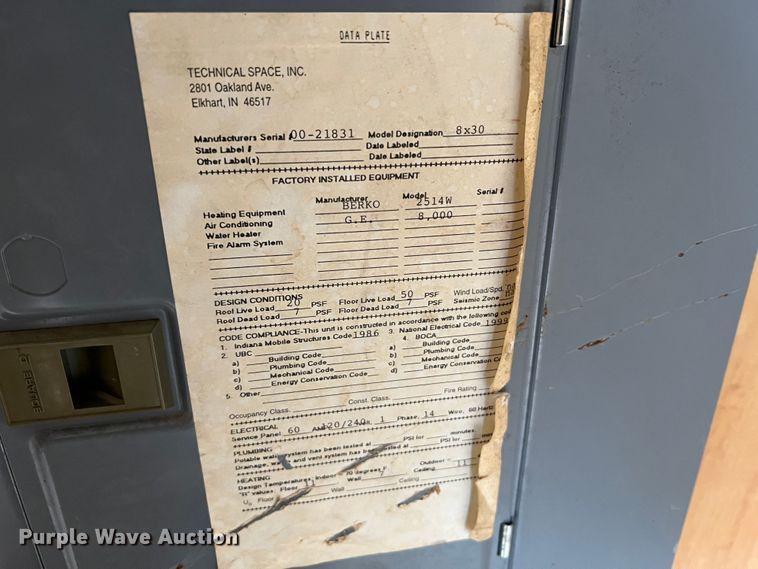 image for item MM9247 2000 TSI  office trailer