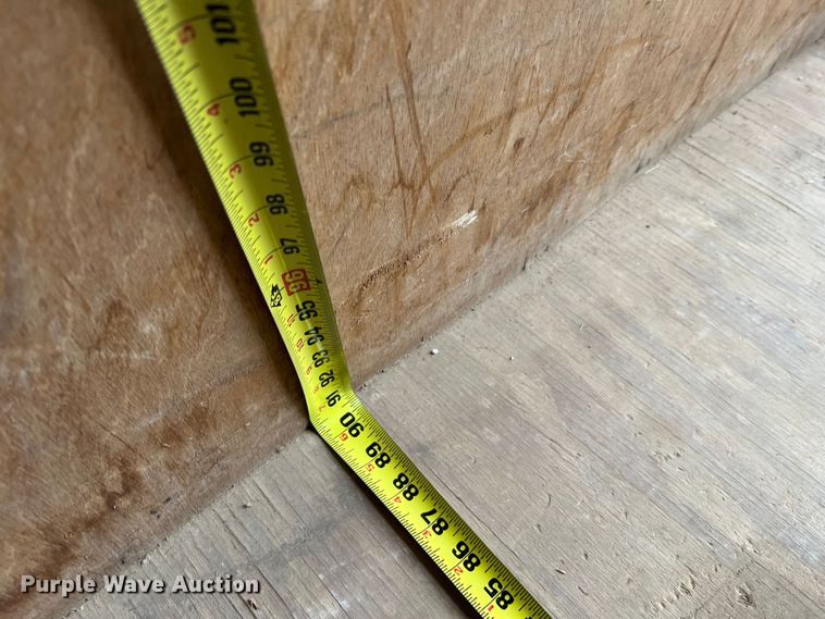 image for item MM9247 2000 TSI  office trailer