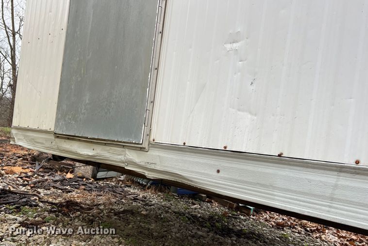 image for item MM9248 1999  office trailer