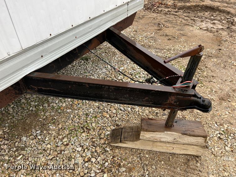 image for item MM9248 1999  office trailer