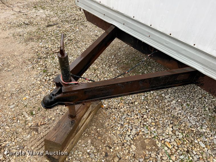 image for item MM9248 1999  office trailer