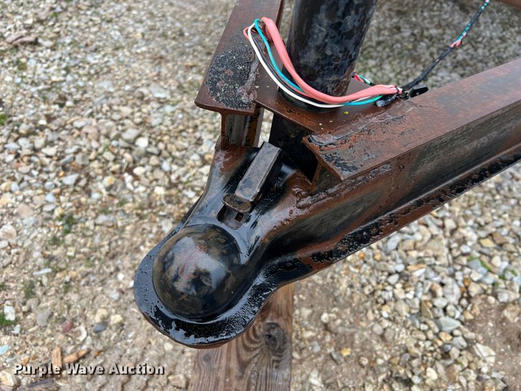 image for item MM9248 1999  office trailer