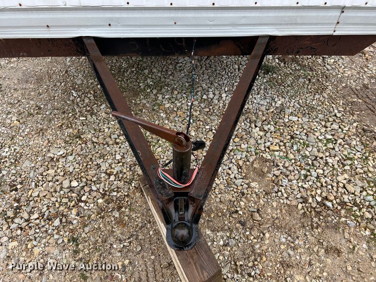 image for item MM9248 1999  office trailer